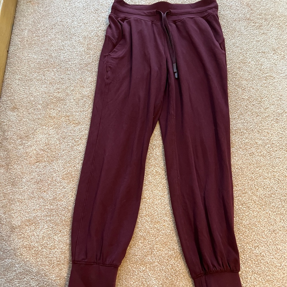 Lululemon ready to rulu pants burgundy